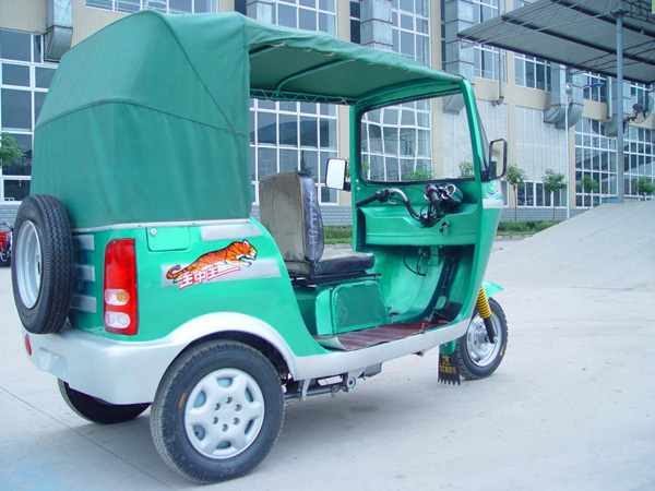 万虎三轮车系列WH110ZK三轮车 WH110ZK