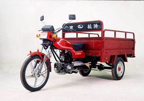 大隆正三轮系列DL100ZH-3A型正三轮摩托车 DL100ZH-3A型正三轮摩托车