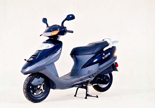 大隆两轮踏板车系列DL125T-9K型两轮摩托车 DL125T-9K型两轮摩托车