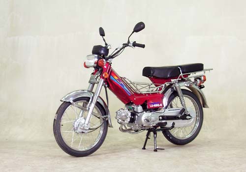 大隆两轮骑式车系列DL48Q-6型两轮轻便摩托车 DL48Q-6型两轮轻便摩托车